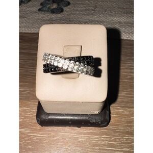 Black and White Pave Criss Cross X Ring Silver Tone Statement Band 6.5